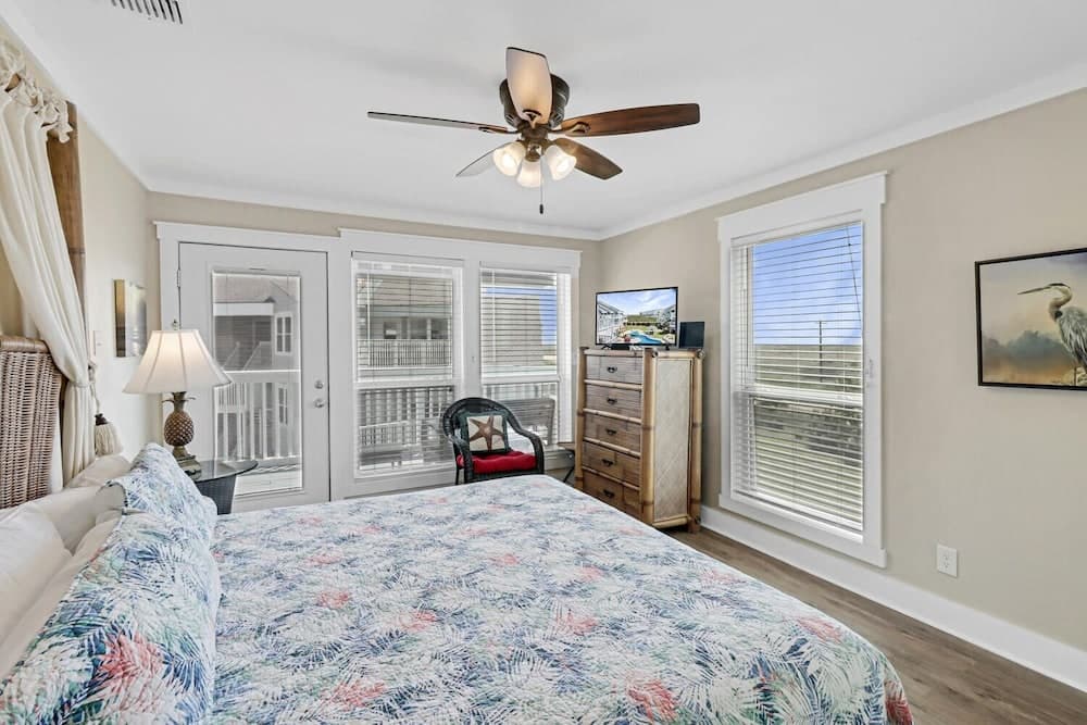 Surf Station MIBC204 - 2 Br Condo