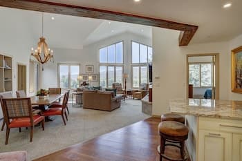 Seasons Arrowhead 309SA - 2 Br Condo