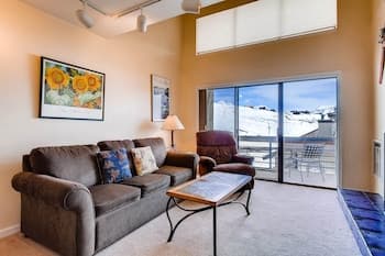 1 Br + Loft With Mountain Views 1 Bedroom Condo - No Cleaning Fee! by RedAwning
