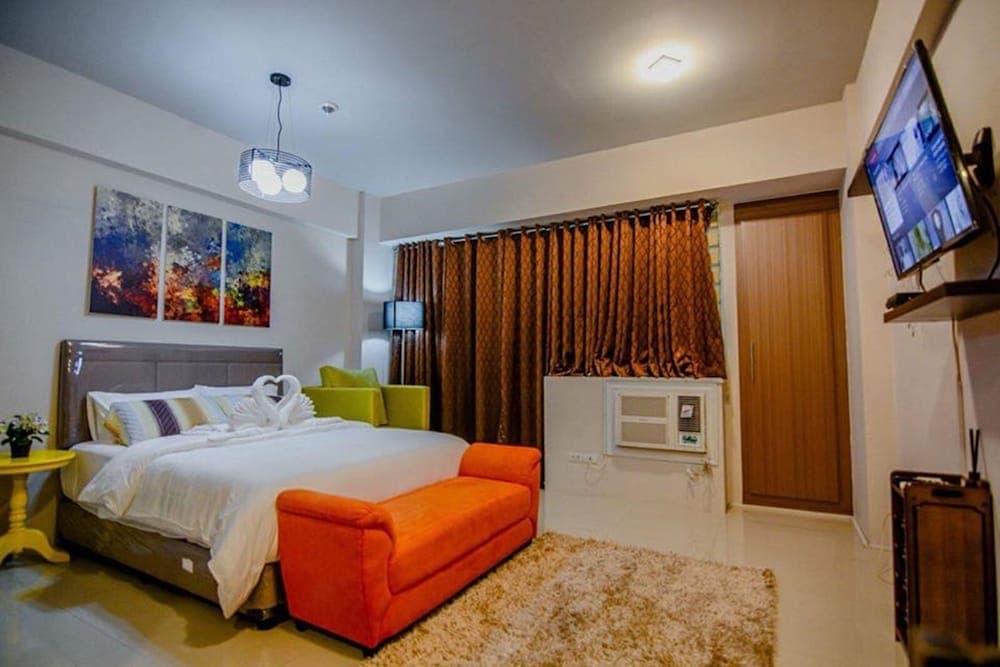 HnM Management - One Palm Tree Villas