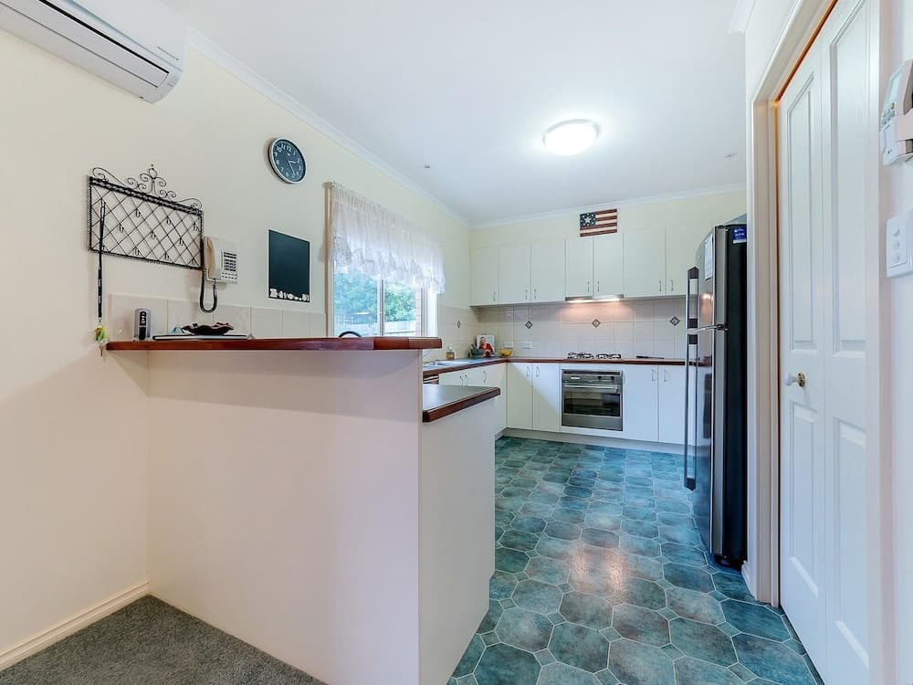 Cosy Unit at 2-3 Wyndham in Cowes