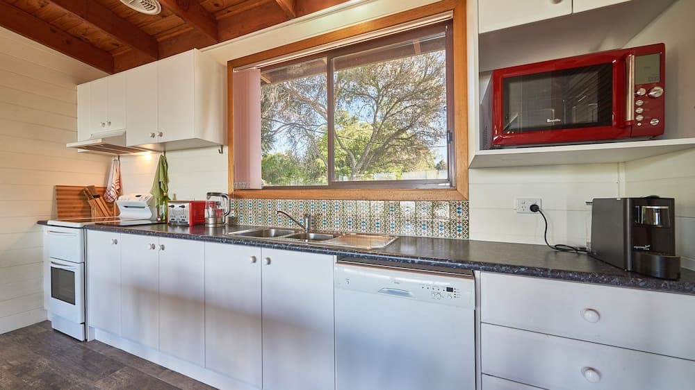 9 Boat Creek by the beach in Ventnor