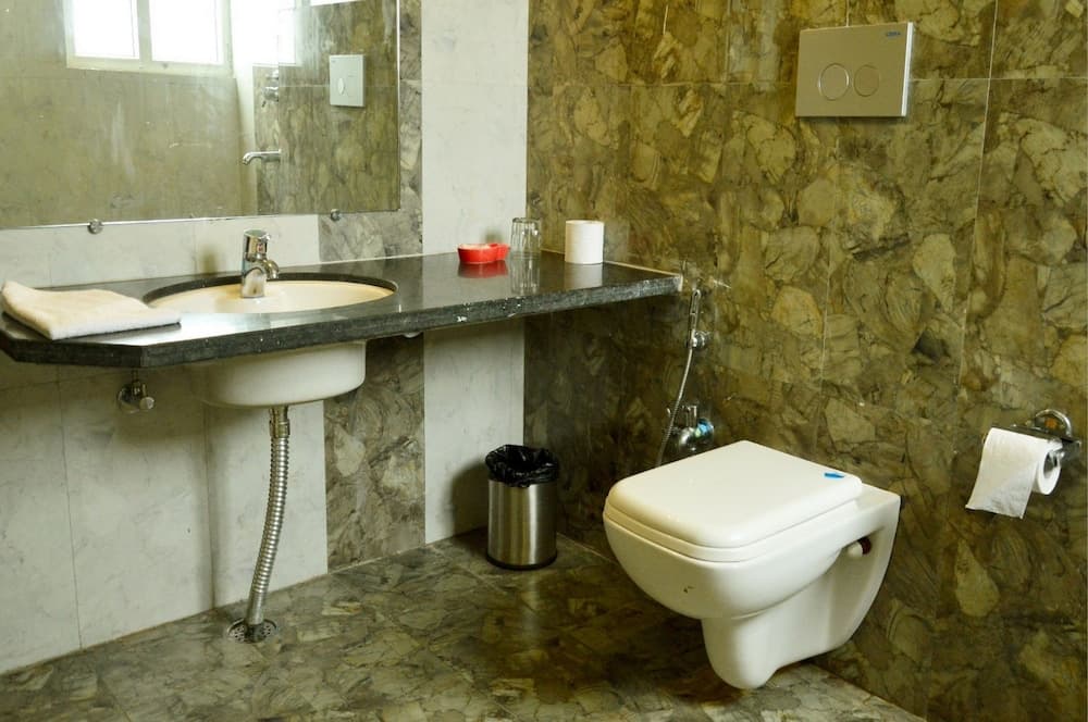 Hotel Neelam Paradise