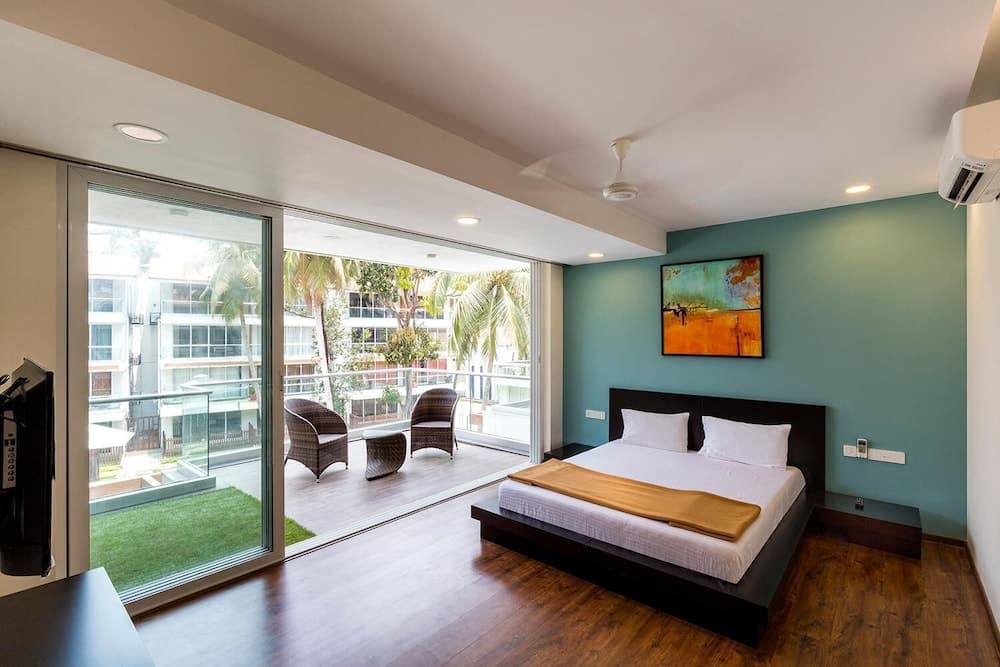 The Eternal Wave by Krish Retreat