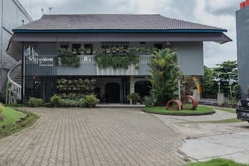 RedDoorz Syariah Plus @ Banjarbaru