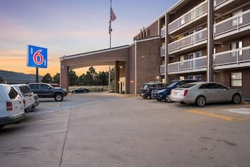 Studio 6 - Colorado Springs - Air Force Academy