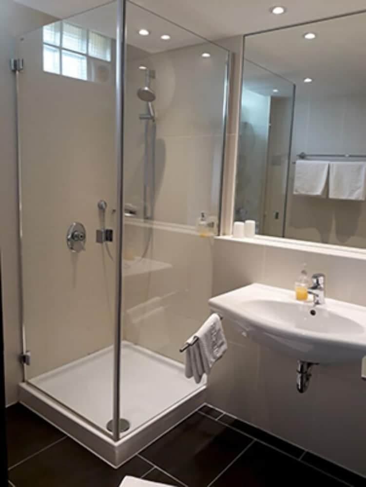 Hotel Die Post in Bürgel GmbH