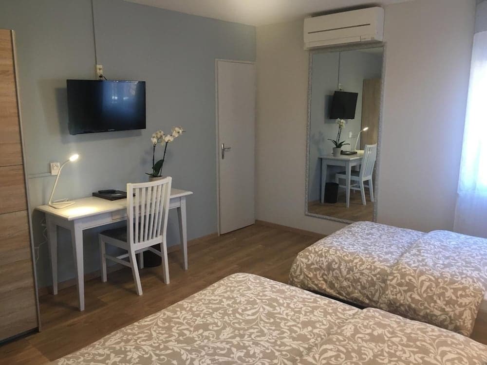 Hôtel Restaurant Le Commerce