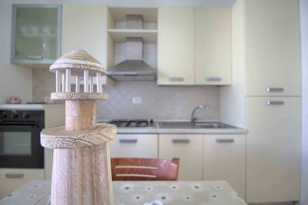 Casetta Dona a Ridosso Della Spiaggia Torre Vado