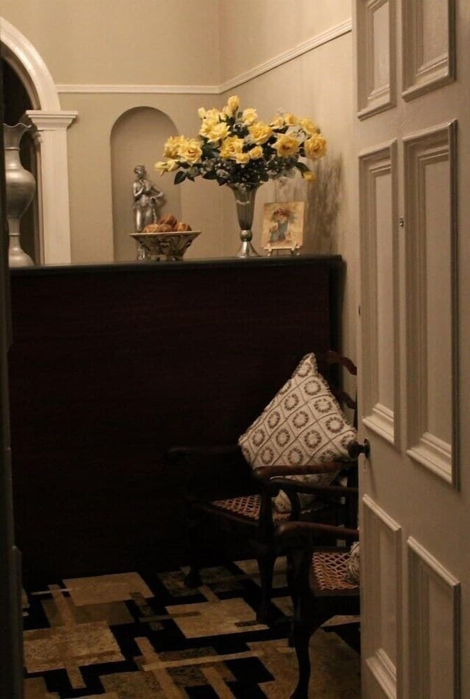 Tranquil House B&B @ 10 Berry St