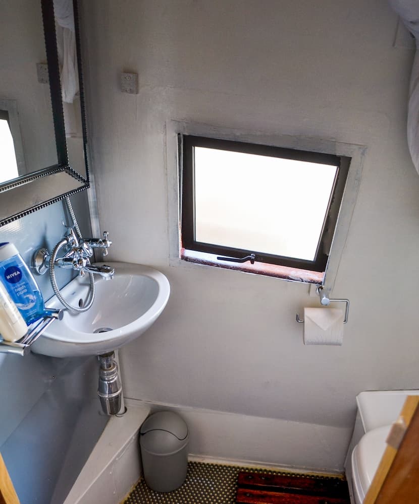 Maggie May House Boat