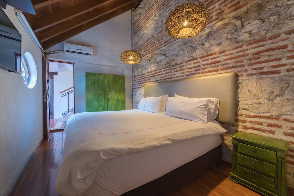 Casa de los Reyes by Nomad Guru