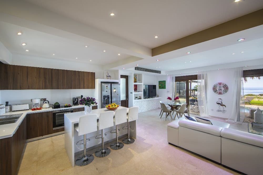 Protaras  El Greco Seafront Villa