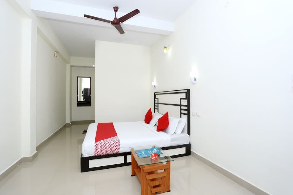 OYO 14819 Periyar Holidays