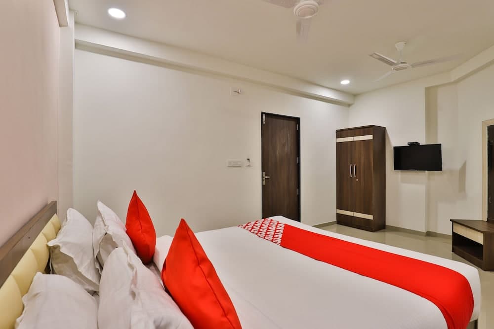 OYO 26578 Hotel Aashray