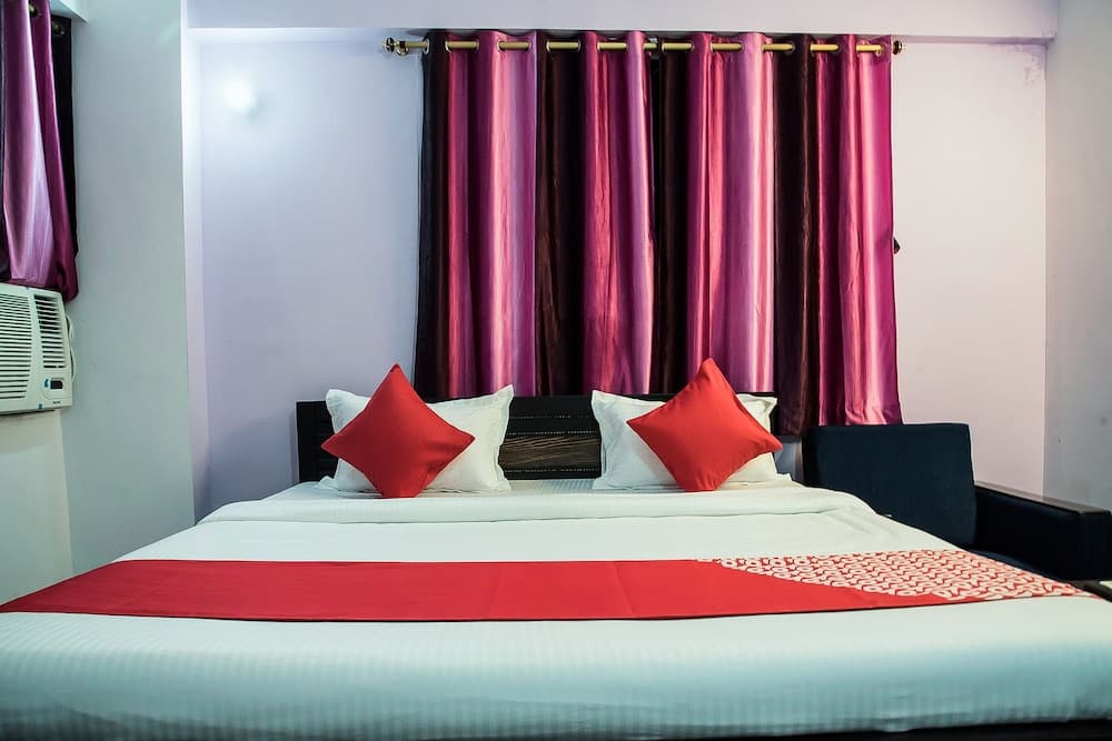 OYO 16360 Green Homes