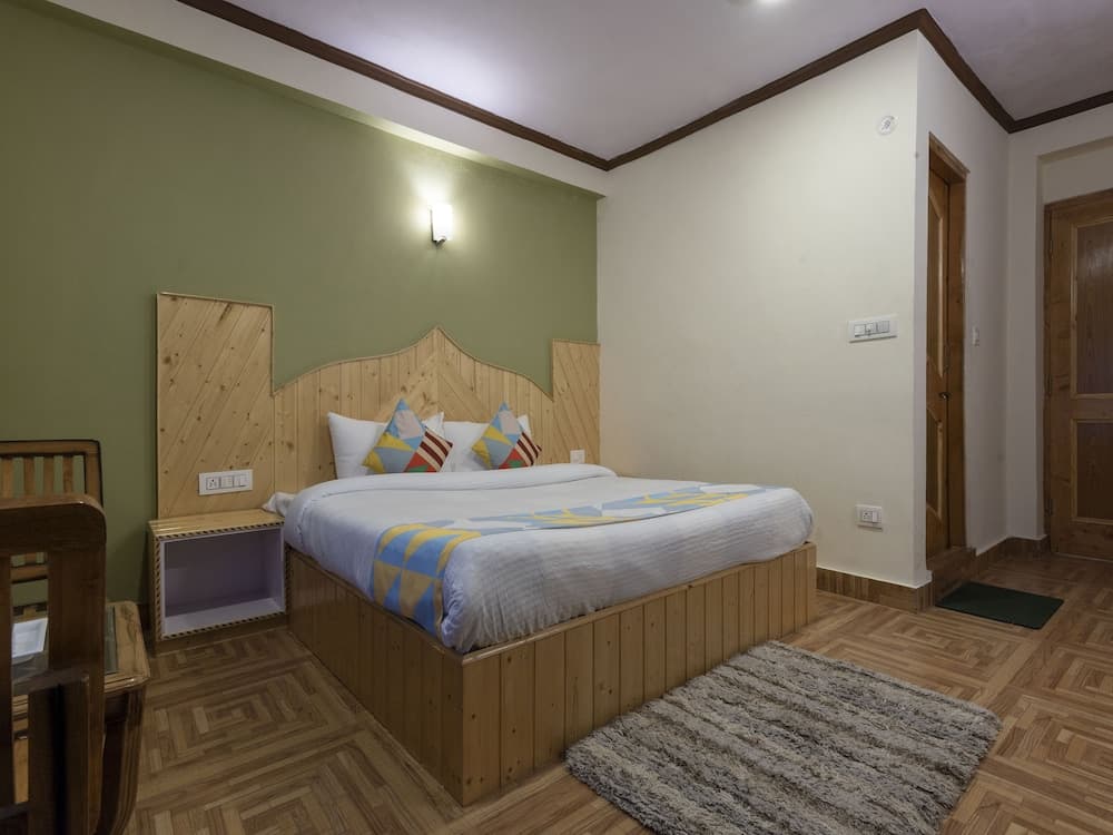 OYO Home 19573 Lush View Stay