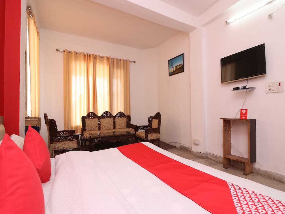 OYO 27647 Hotel Valley View