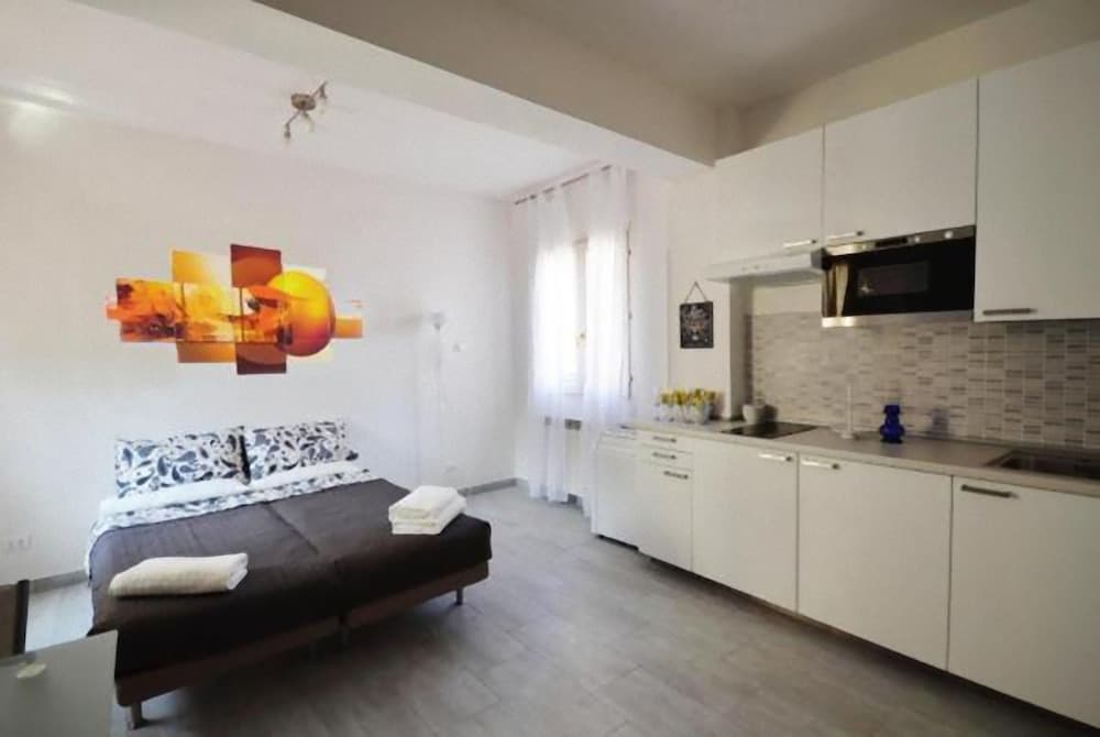 4 Tourist House Apartment Centre Bologna