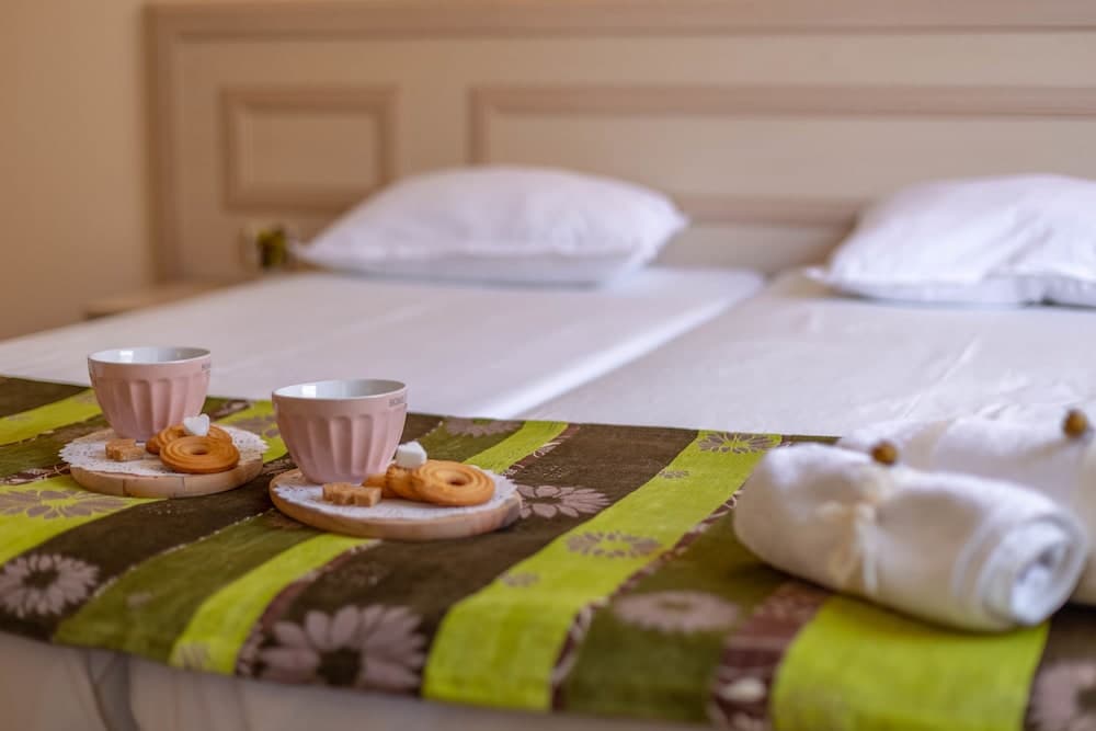 Studio with Kitchenette in Avalon Complex