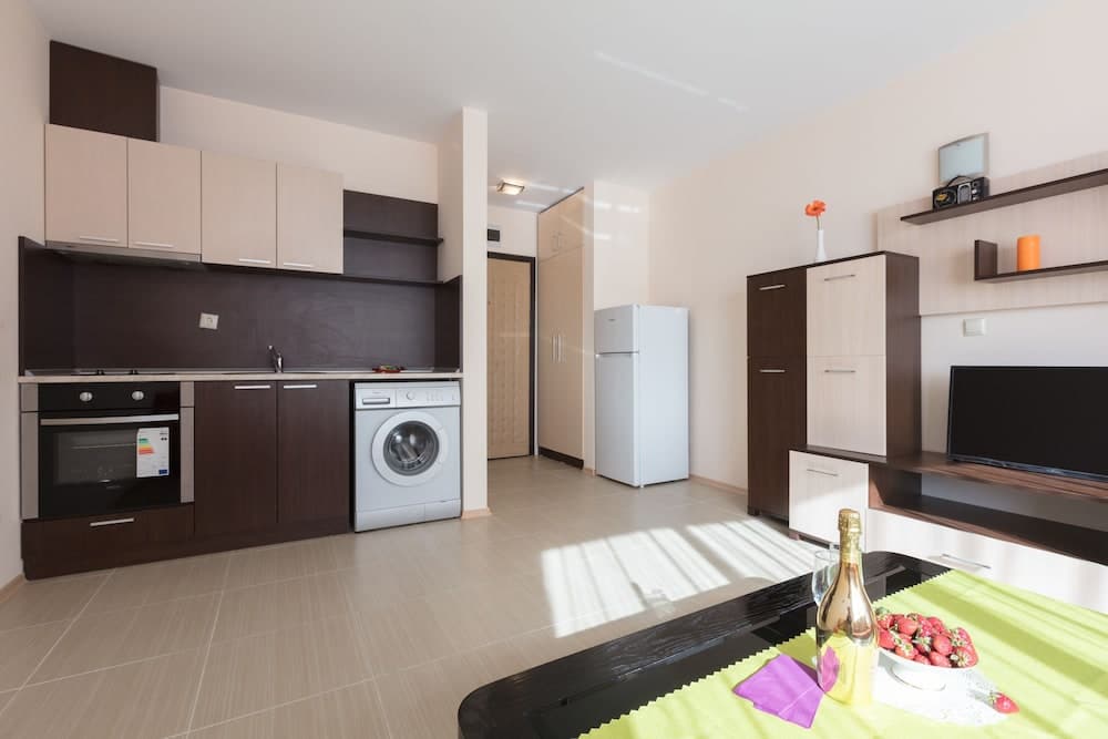 Beachfront Studio in Rich Beach