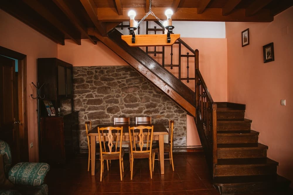 Casa Carquera, in the Heart of Asturias