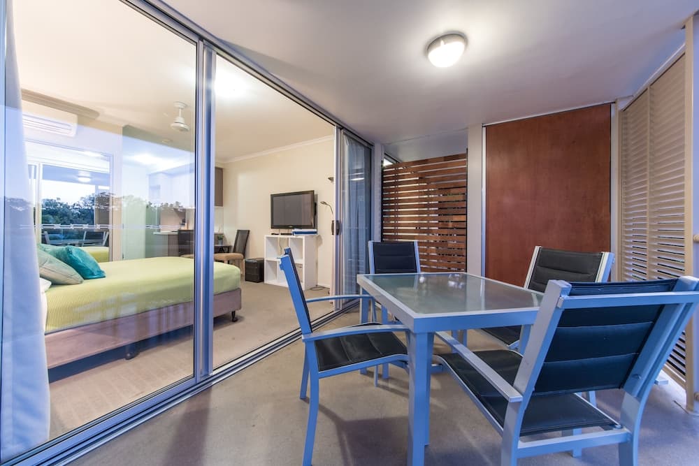 Studio 8 on Waterson