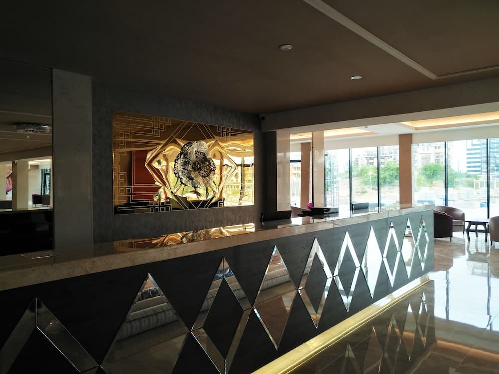 Europe Hotel & Casino