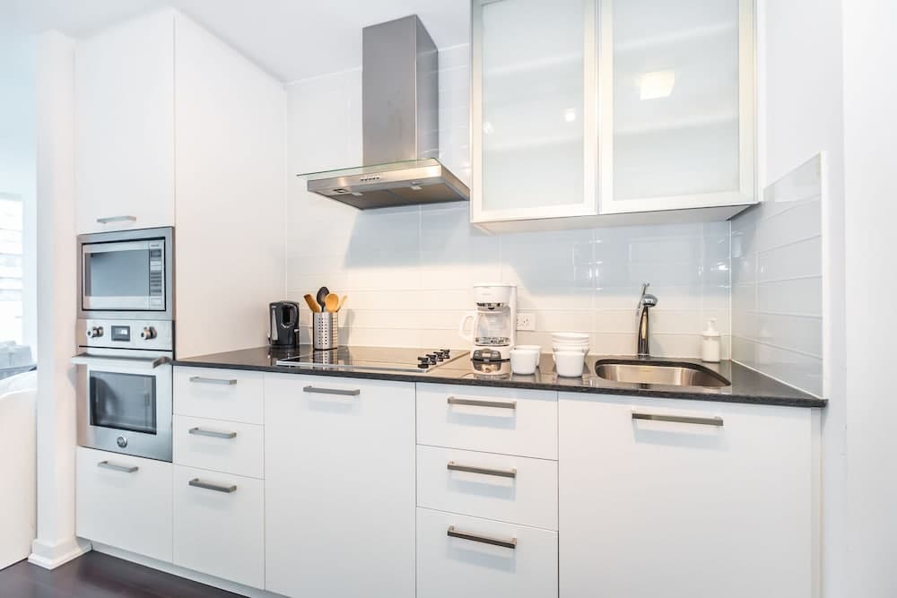 Serenity Stay With Lakeshore View From 50+ Floor