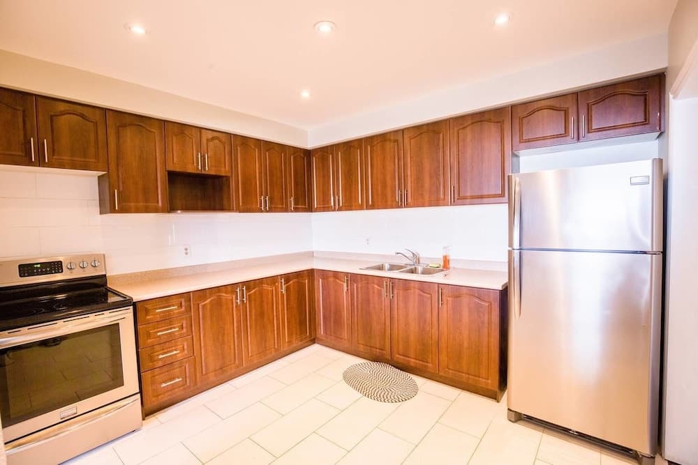 Private & Comfy 2 Bedroom Near Downtown