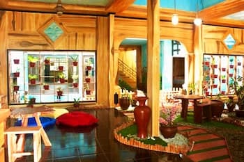 Ayodhya Garden Hostel Yogyakarta by HOM