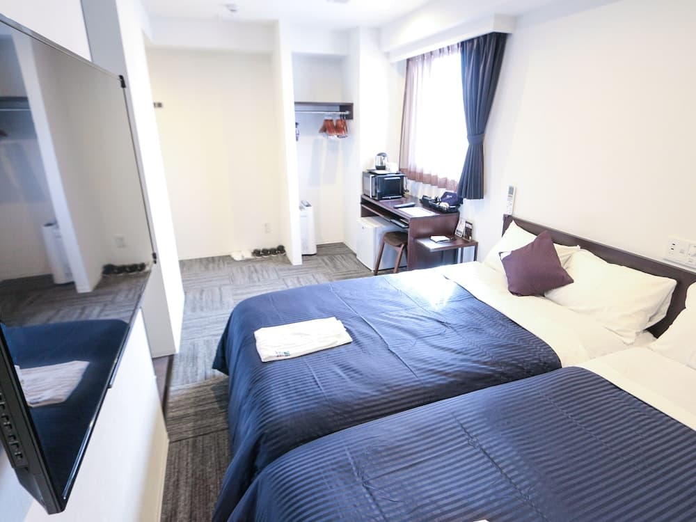 Hotel Livemax Chiba Station