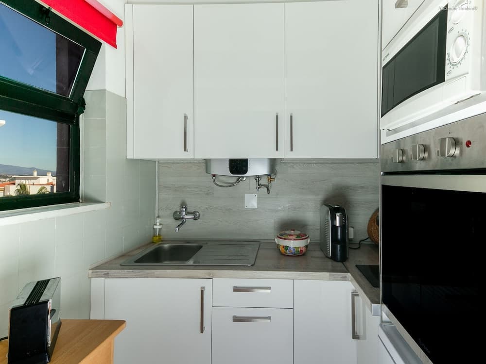 B12Torraltinha Apartment by Dreamalgarve