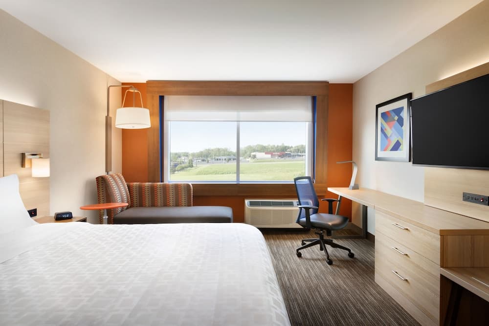 Holiday Inn Express & Suites Painesville - Concord by IHG