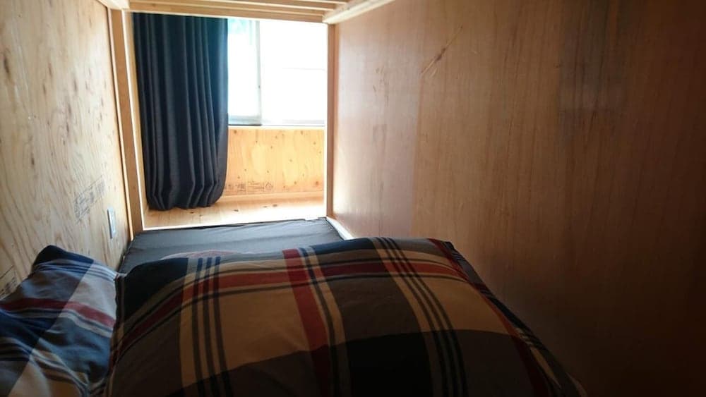 Ekimae House SAMARU - Hostel