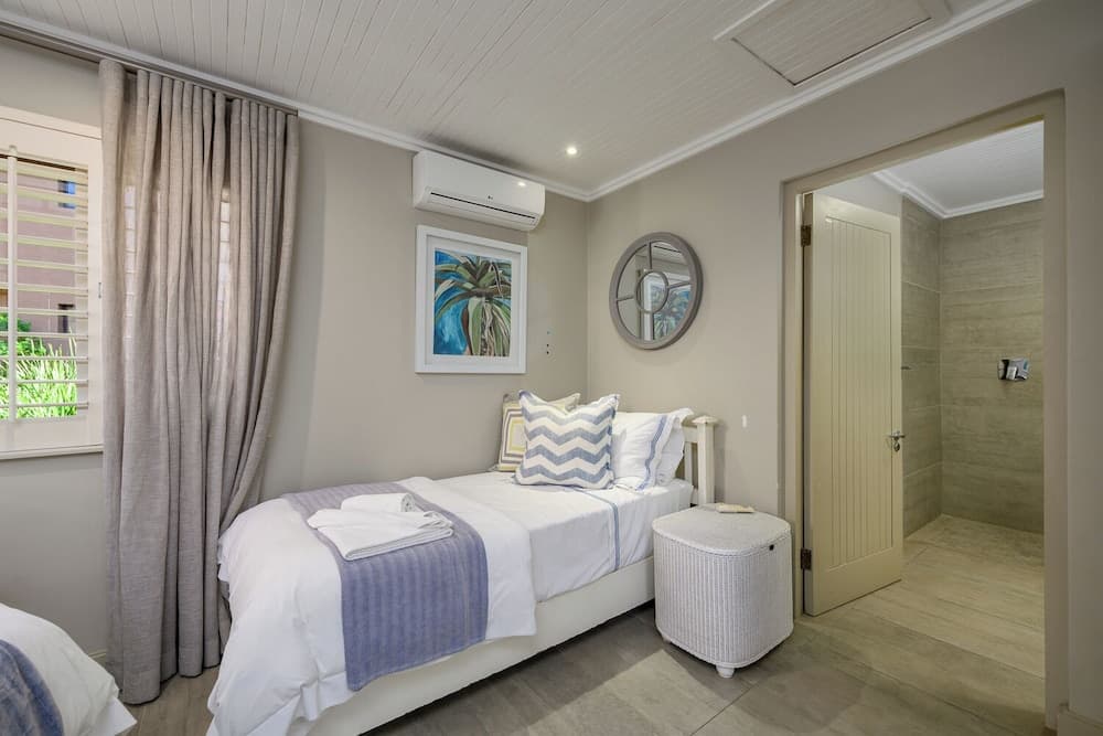 San Lameer Villa Rentals 13917