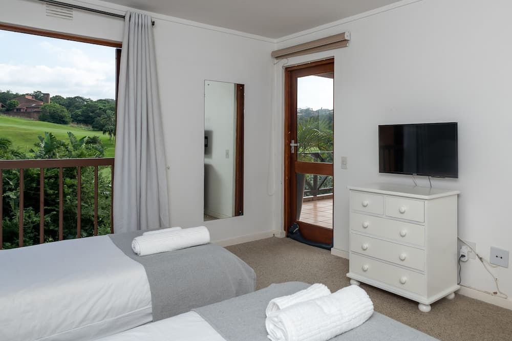 San Lameer Villa Rentals 10303