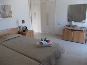 Kalogria Beach Apartments