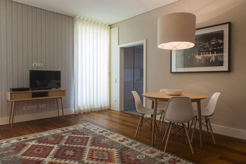 Cardosas Apartments by Una