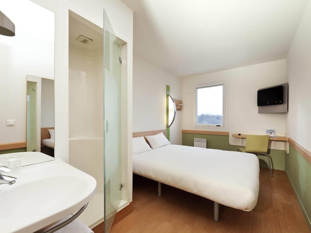 ibis budget Mantes-la-Jolie Sully