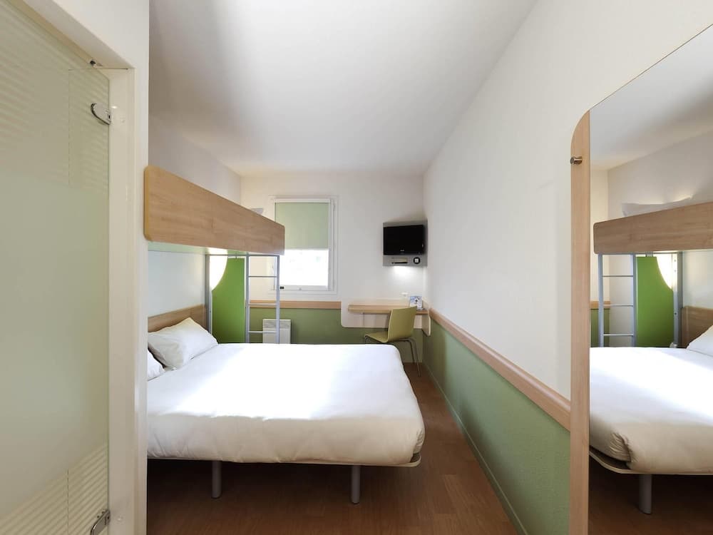 ibis budget Mantes-la-Jolie Sully