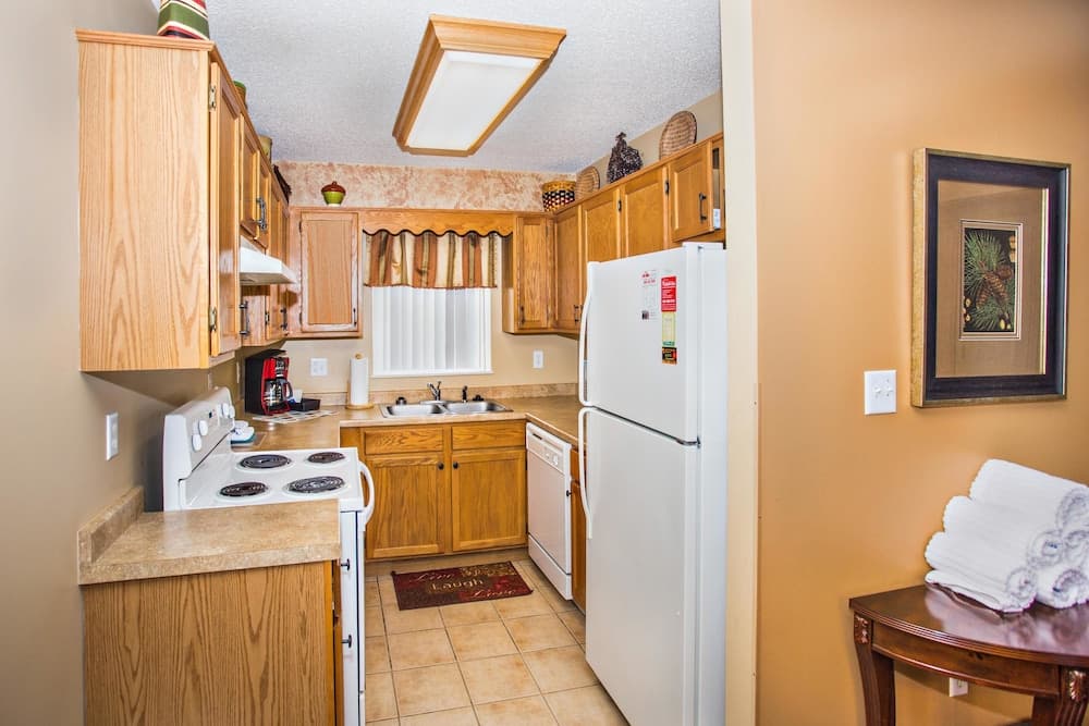 Whispering Pines 143