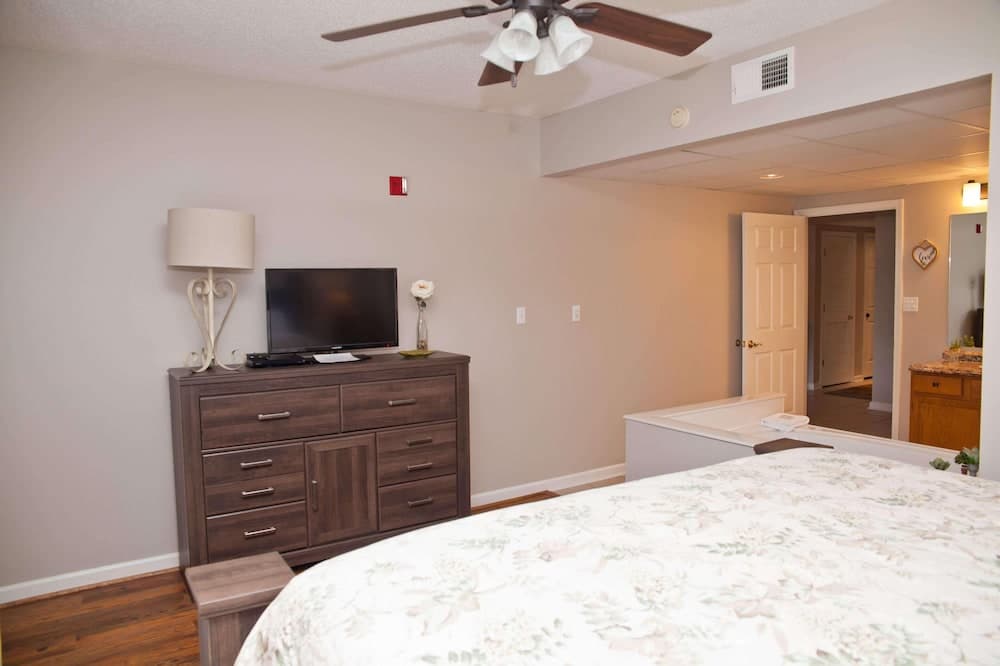 Whispering Pines 422