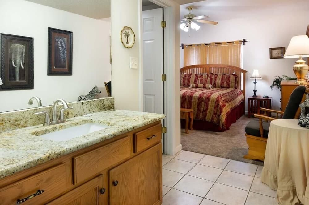 Whispering Pines 511