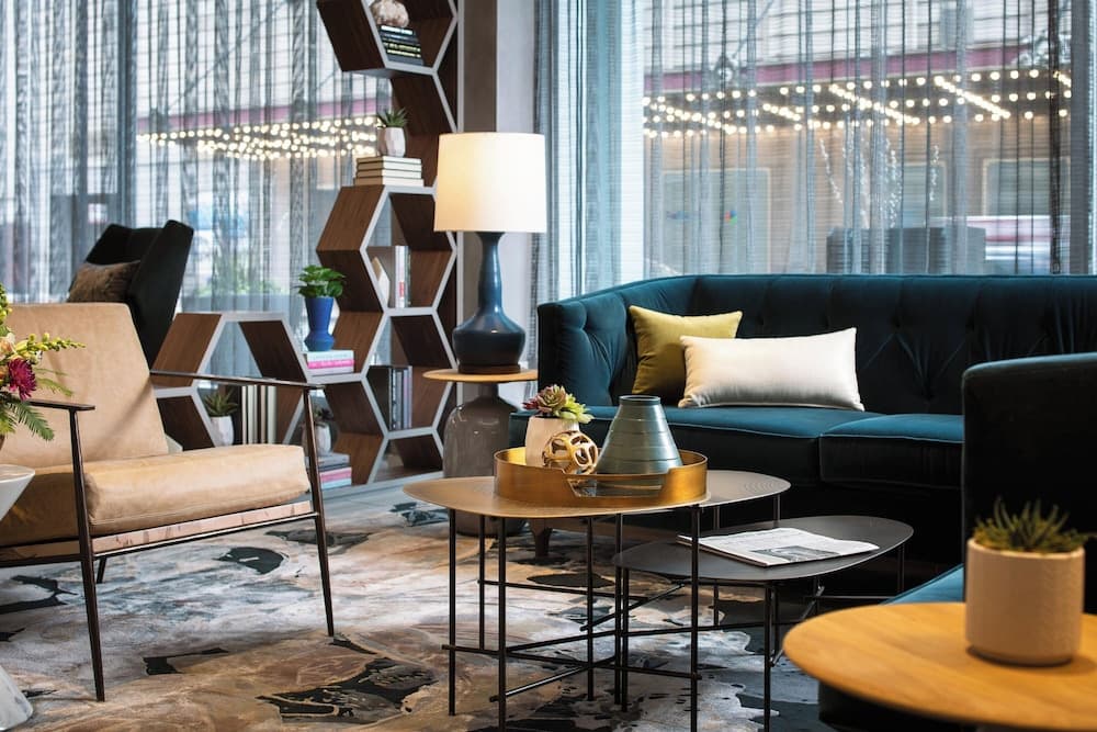 Le Méridien Essex Chicago