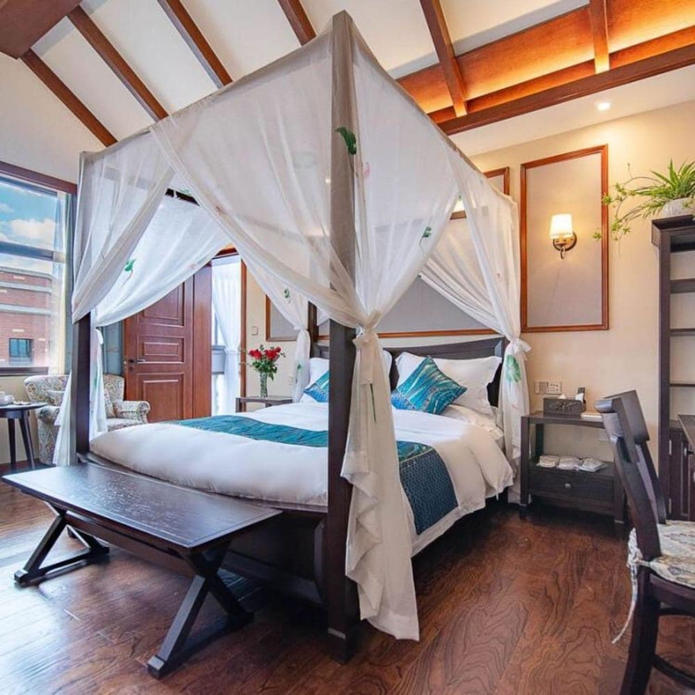 Floral Hotel Tengchong Yishuli Hotspring