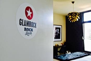 Rock Lobster City Lodge