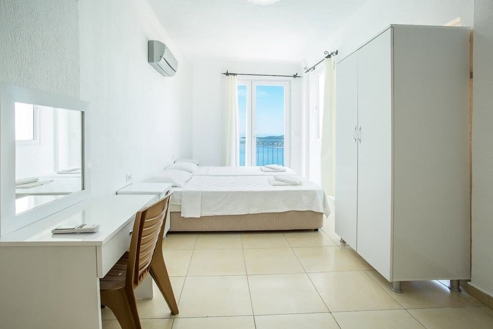 Villa Biba 2 by Lycia Collections