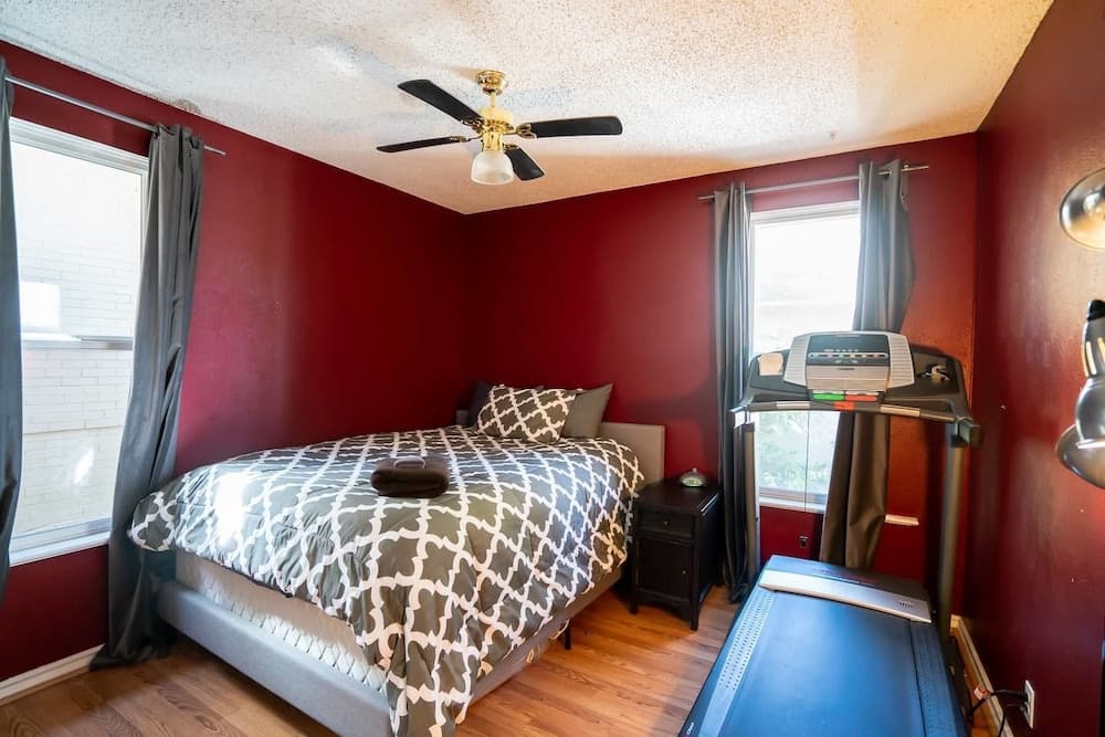 Cannabis Castle Historic Home in Baker District