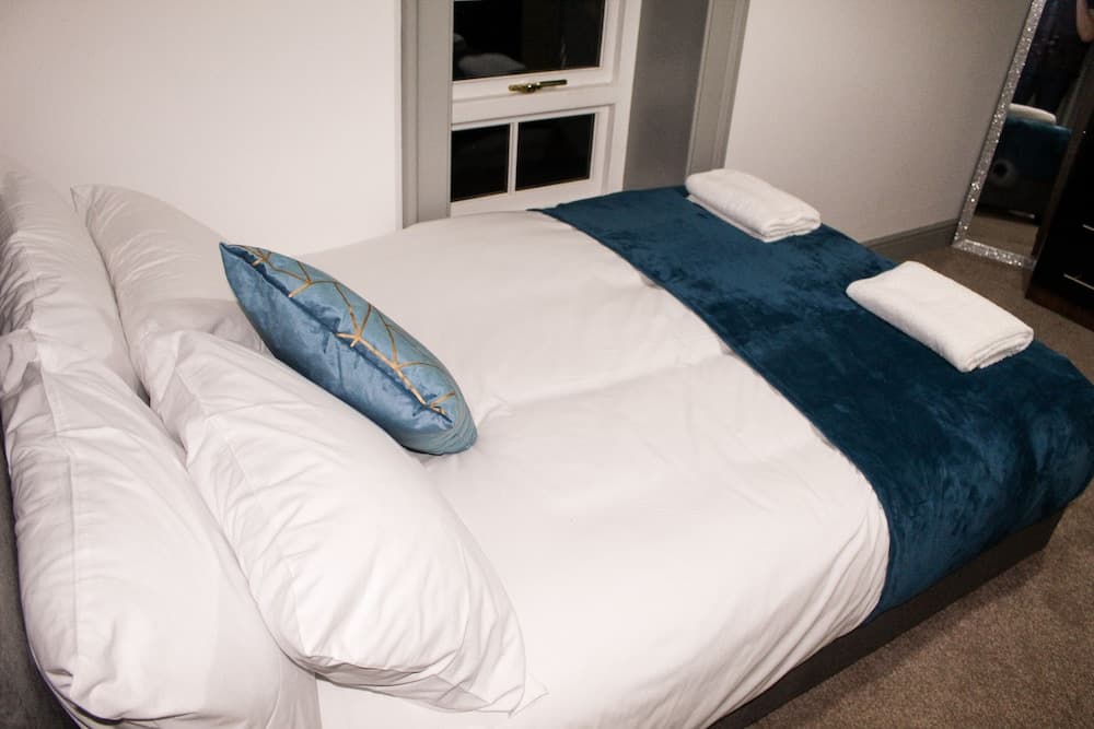 Modern Duplex Apartment Nr Liverpool ONE